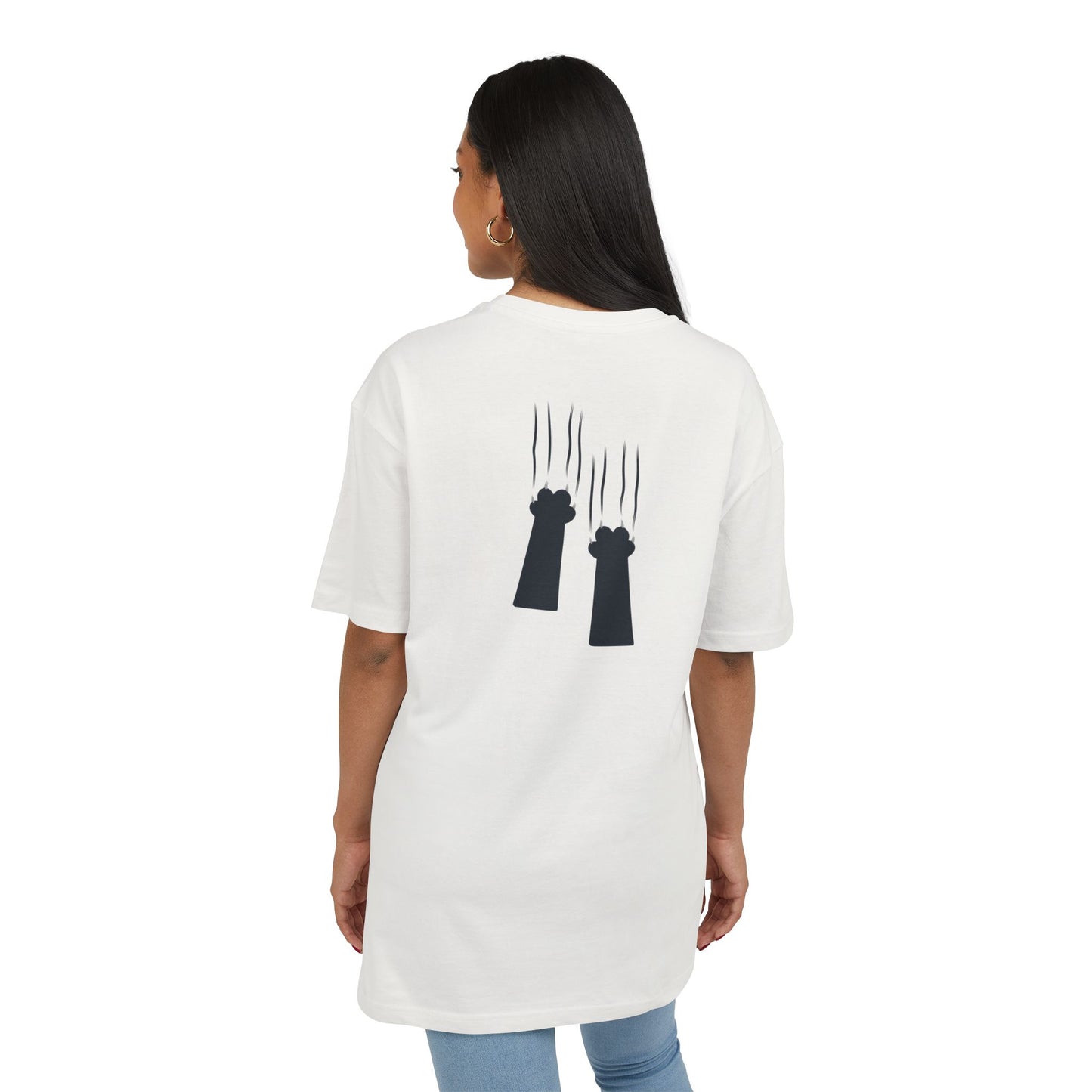 Cat nails in back unisex oversized tee